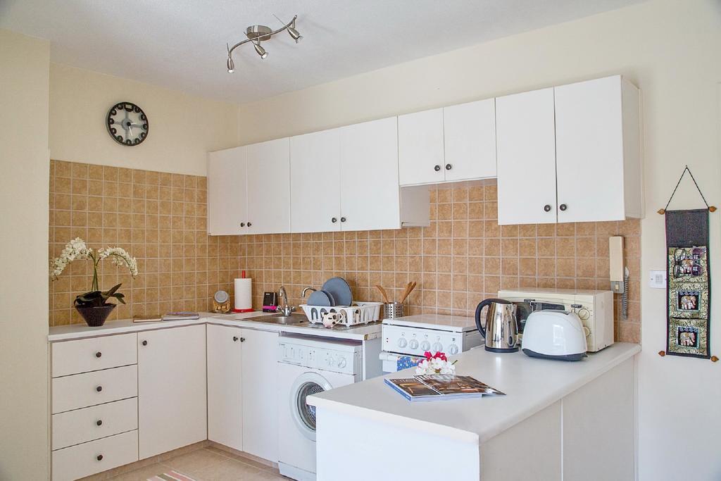 Paphos Love Nest Apartment Værelse billede