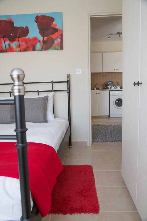 Paphos Love Nest Apartment Værelse billede